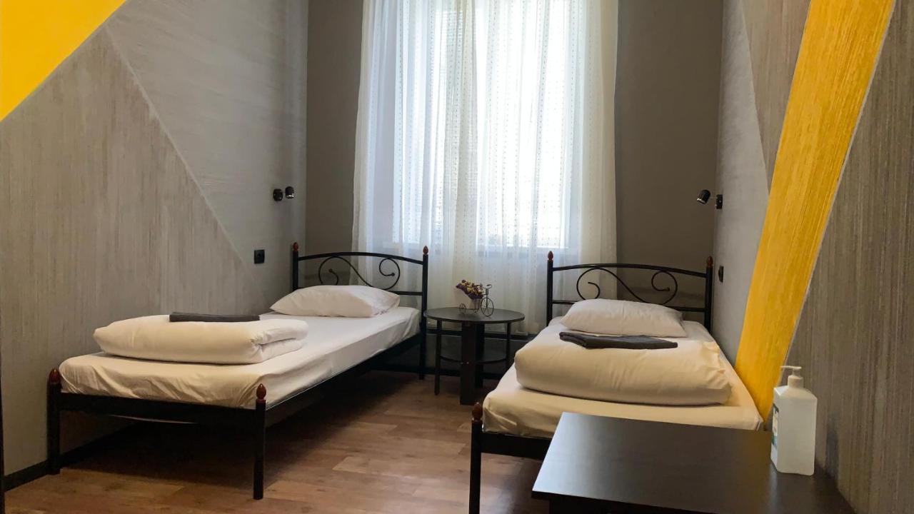 Hostel Koleso Odessa Extérieur photo